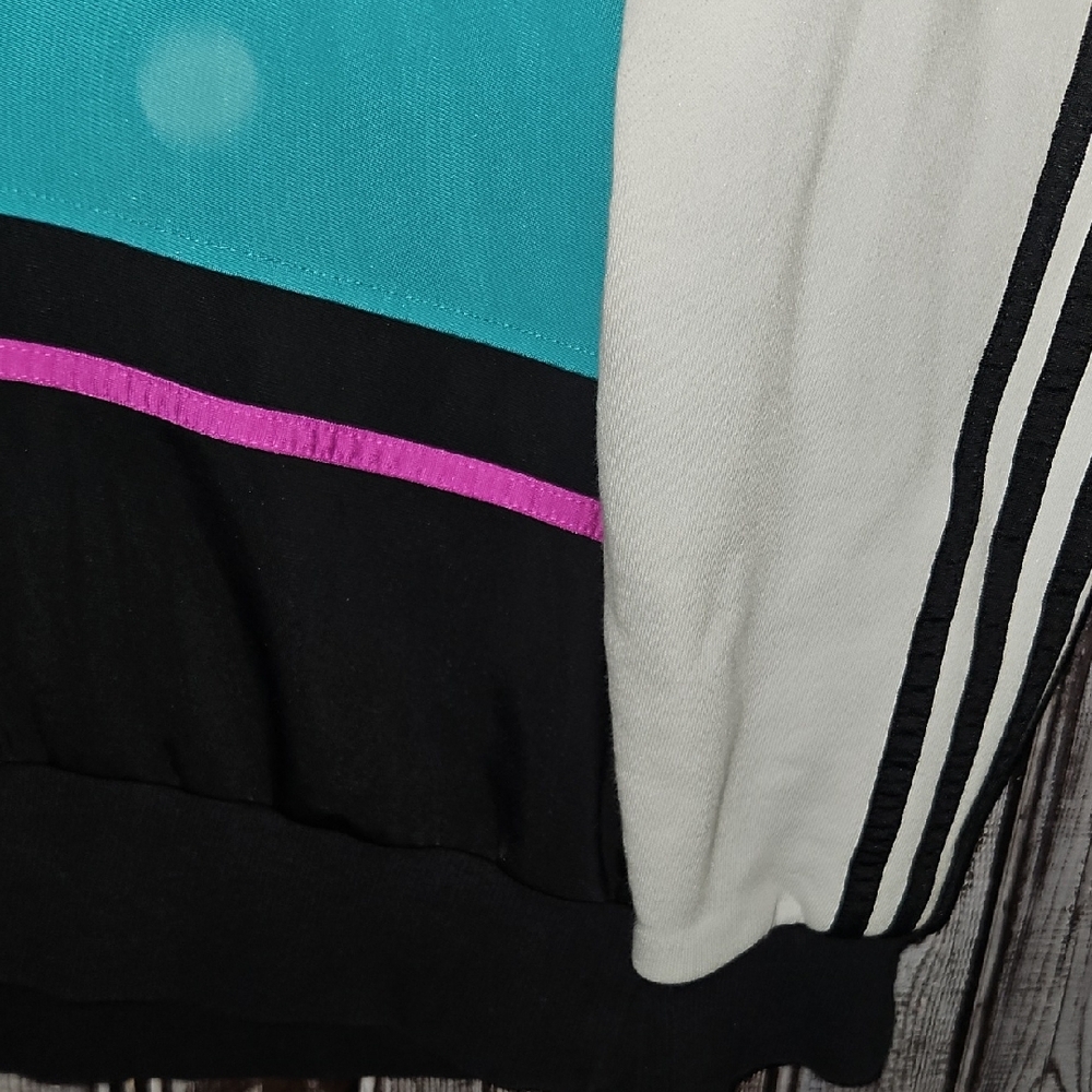 Adidas Gray and Turquoise Crewneck - Picture 5 of 9